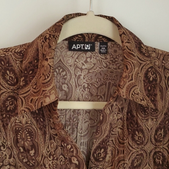 Apt. 9 Tops - Apt. 9 paisley bell sleeve top